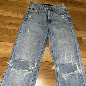 Stradivarius 90's Light Blue Distressed Denim - Ripped Knees Jeans - Size 0